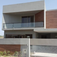 Stunning 10  Marla, 5 Bedroom House for Sale